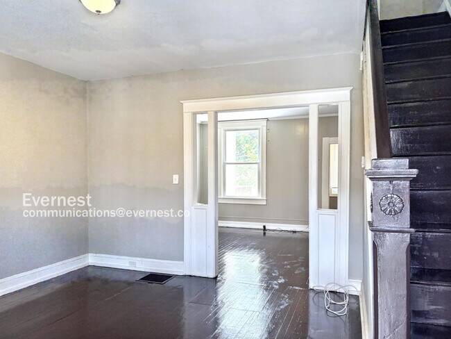 Foto del edificio - BALTIMORE SPECIAL! Get $200 OFF Your First Month on This 2 Bed / 2 Bath Townhome with Deck & W/D!