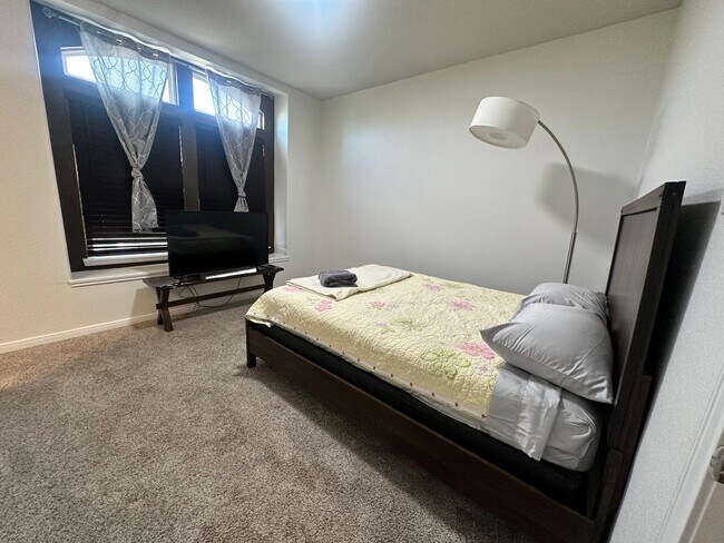 Foto del edificio - 3322 Harvest Meadow Ln