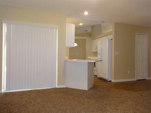 Building Photo - 2049 Sierra Street