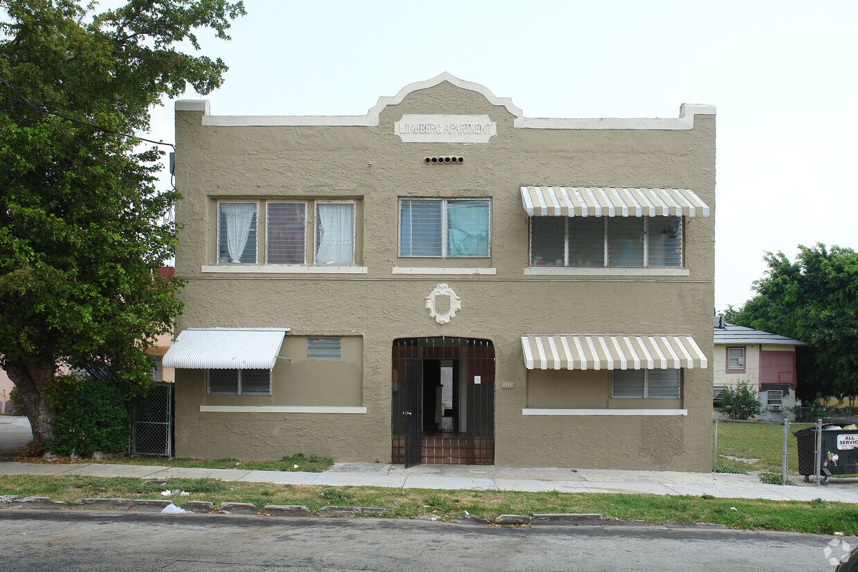 Primary Photo - Lingerg Apartments