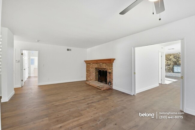 Foto del edificio - 6539 Petit Ave