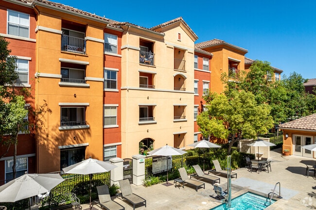 Building Photo - Emerald Isle - 55+