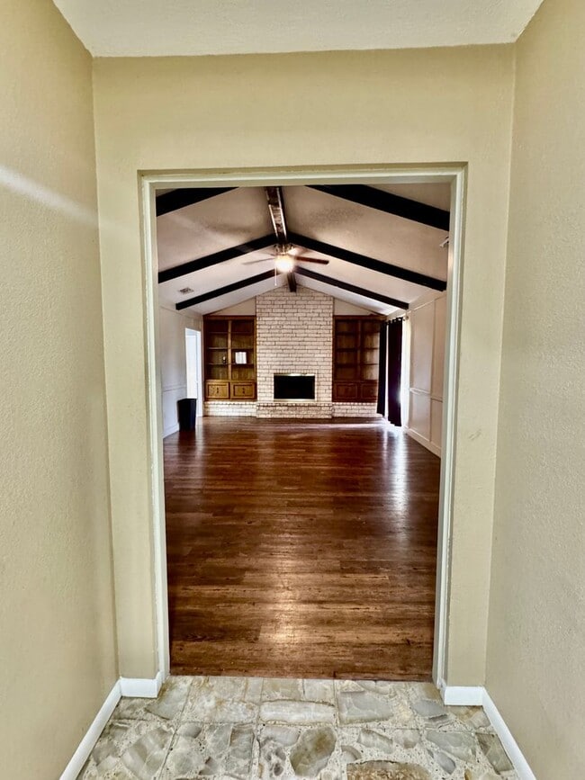 Building Photo - 5122 Moultrie Dr