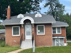 Building Photo - 3741 Avondale Ave