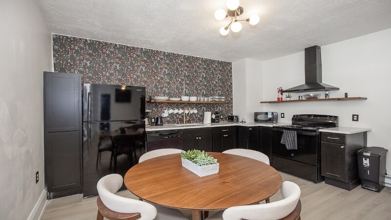 Foto principal - 3544 Woodbridge Ave
