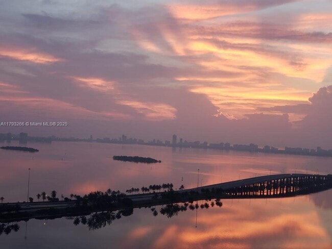 Photo - 501 NE 31st St Apartment