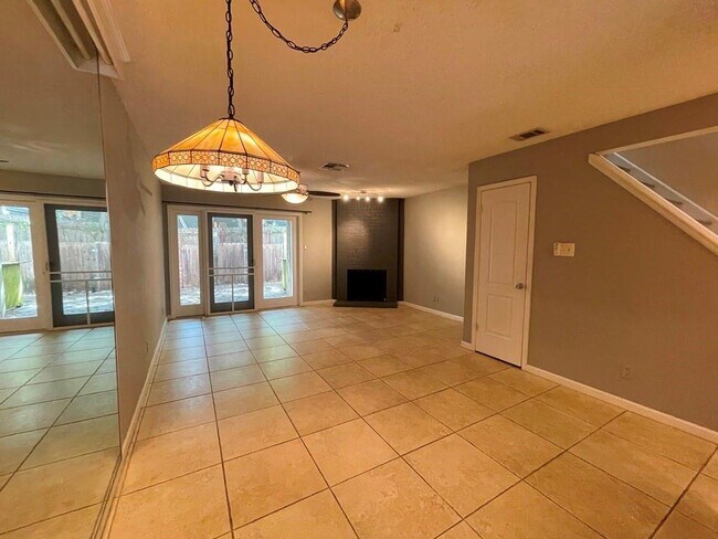 Foto del edificio - 3801 Menchaca Rd