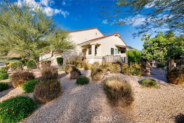 Foto principal - 19284 Riviera Dr