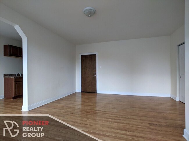 Foto del edificio - 2600 N Kimball Ave
