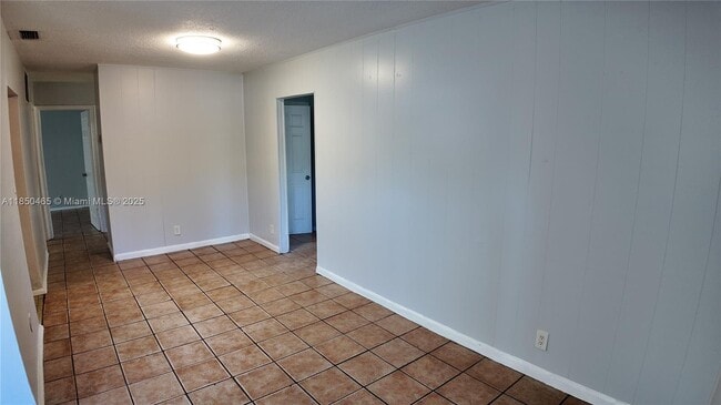Building Photo - 1345 NW 8th Ave