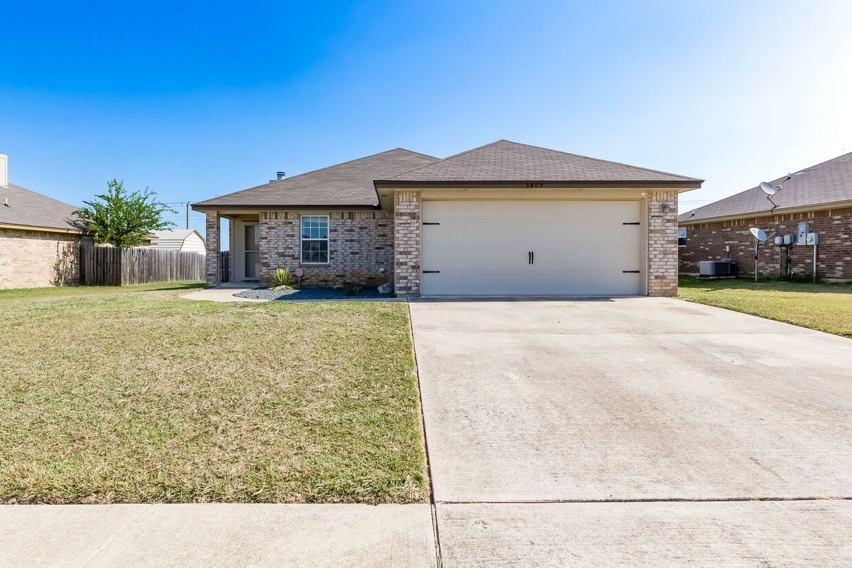 Primary Photo - 3409 Lorena Dr