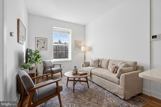 Foto del edificio - 2620 13th St NW