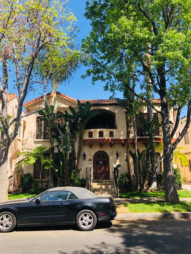 Primary Photo - 332 N Orange Grove Ave