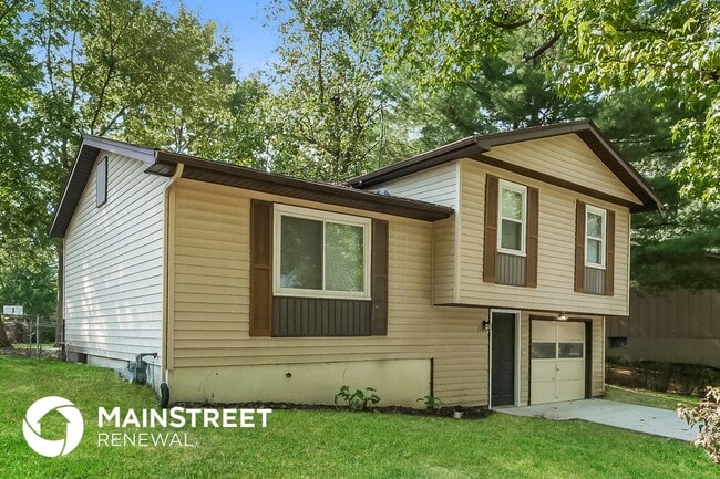 Building Photo - 1109 NE Columbus St