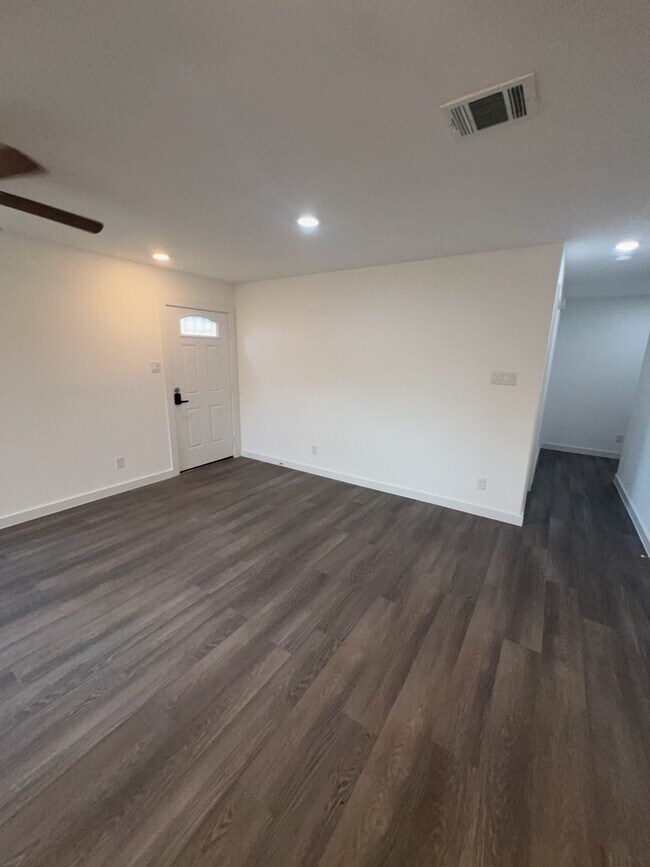 Foto del edificio - 6009 Wedgefield St