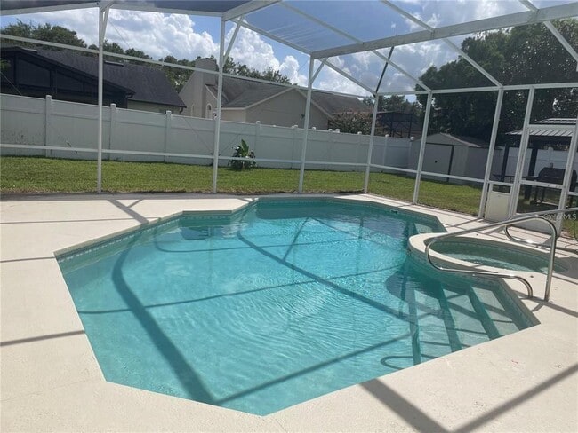 Foto del edificio - 418 Rockafellow Way