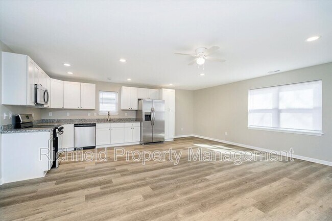 Photo - 2534 Columbia Ave Apartment