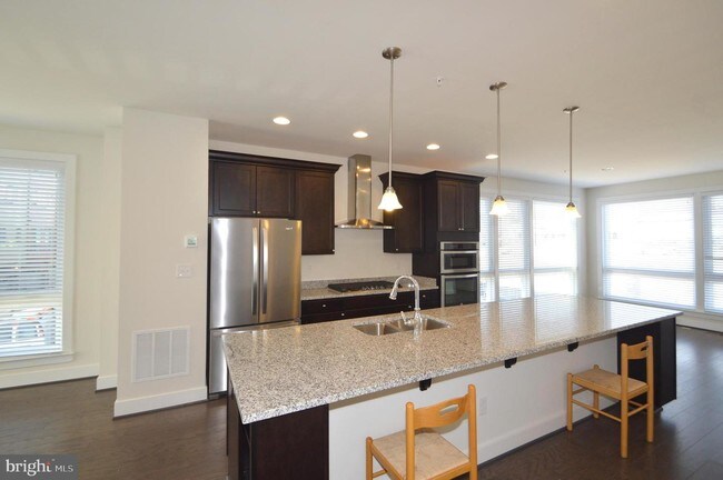 Building Photo - 408 Stabler Ln