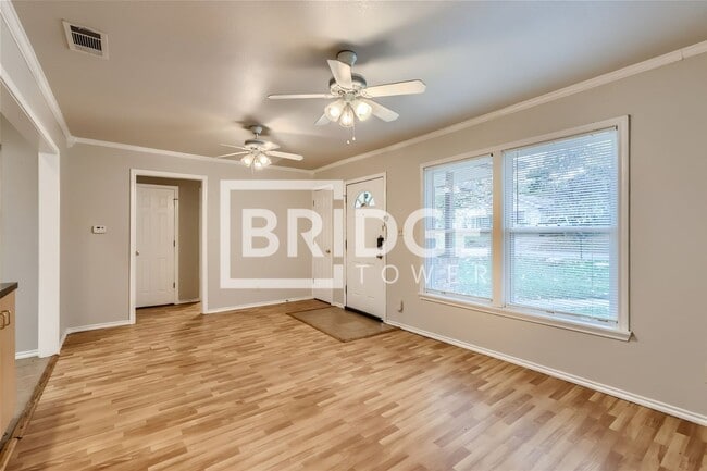 Building Photo - 817 S Vaden St