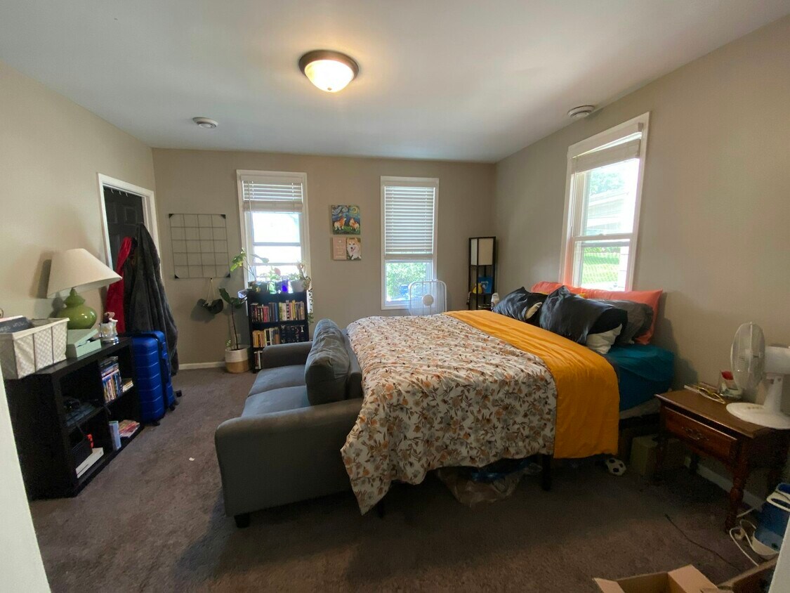 Foto principal - 1219 E Kane Pl