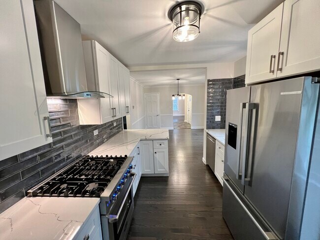 Foto del edificio - 1146 Raleigh Rd