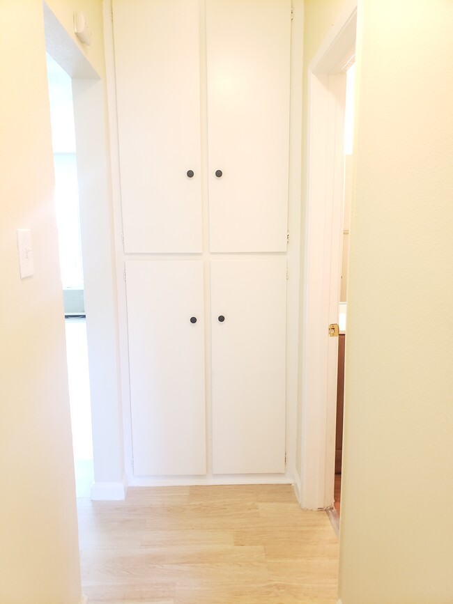Hallway - 2955 Mayflower Ave