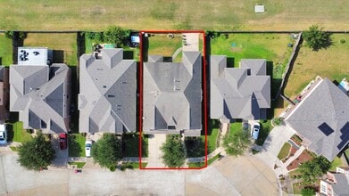 Building Photo - 6915 Moreleigh Branch Dr