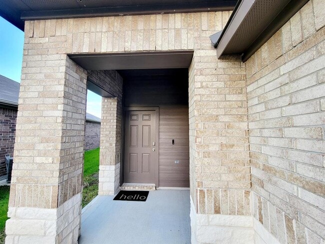 Building Photo - 21522 Violet Rdg Rd