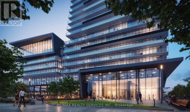 Building Photo - 448 Burnhamthorpe Rd W