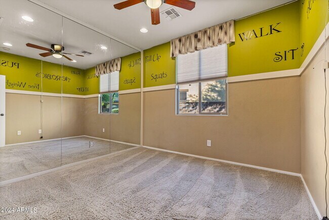 Foto del edificio - 9075 W Nicolet Ave