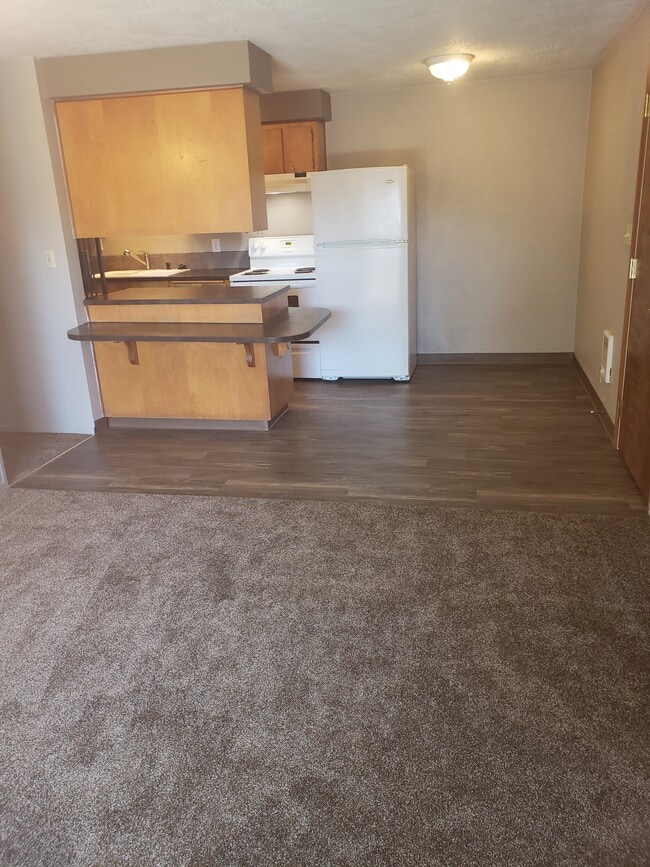 Foto del edificio - 4012 Carson Dr SE
