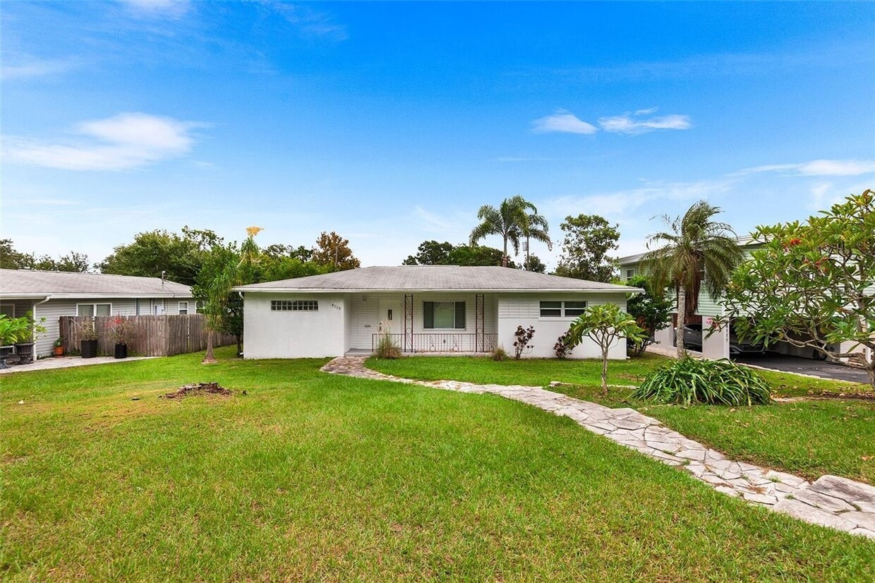 Primary Photo - ST PETE HOME FOR RENT!