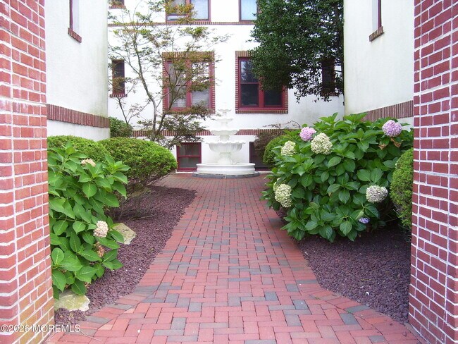 Foto del edificio - 218 2nd Ave