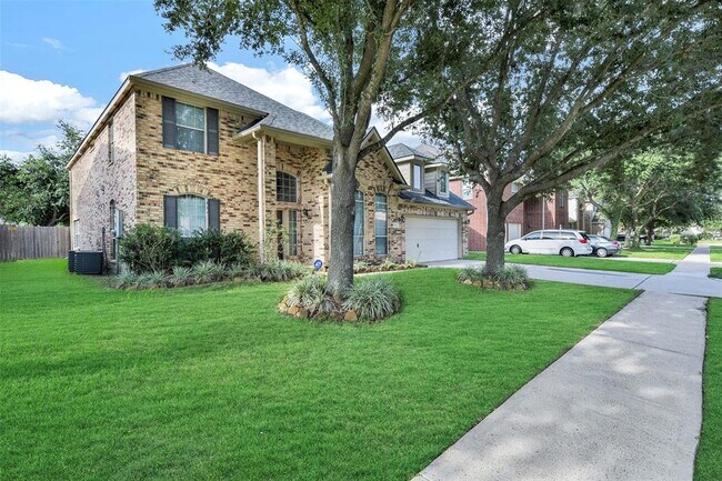 Foto del edificio - 2510 Pine Brook Dr
