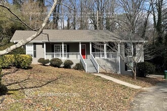 Building Photo - 460 Glendale Ct SW