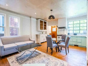 Building Photo - 52 Columbine Ave