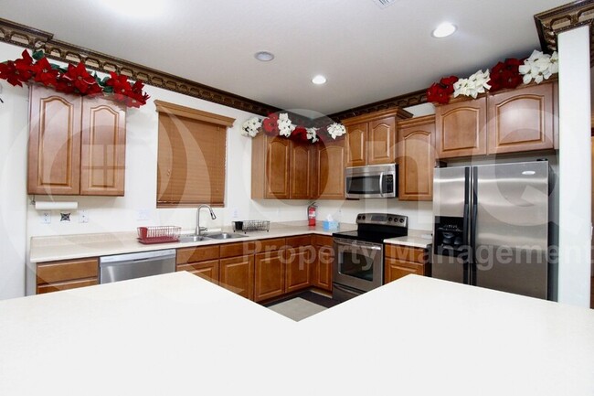 Foto del edificio - 3415 W St Anne Ave