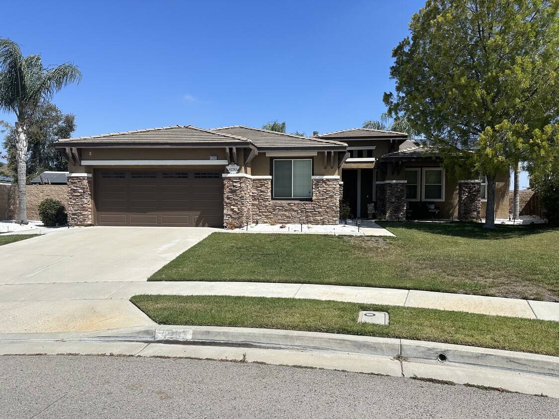 Primary Photo - 4293 Sotogrande Cir