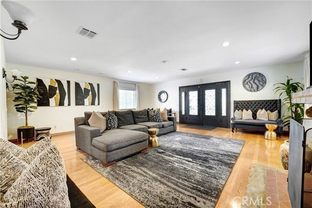 Foto del edificio - 11242 Sheldon St