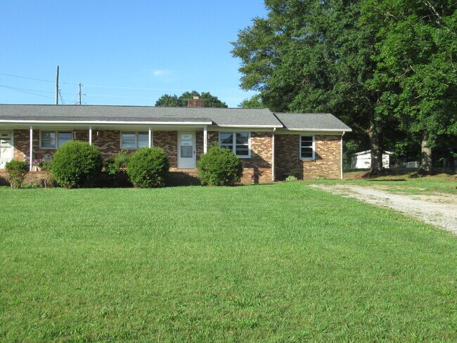 Foto del edificio - For Rent in the North Lincoln School District!