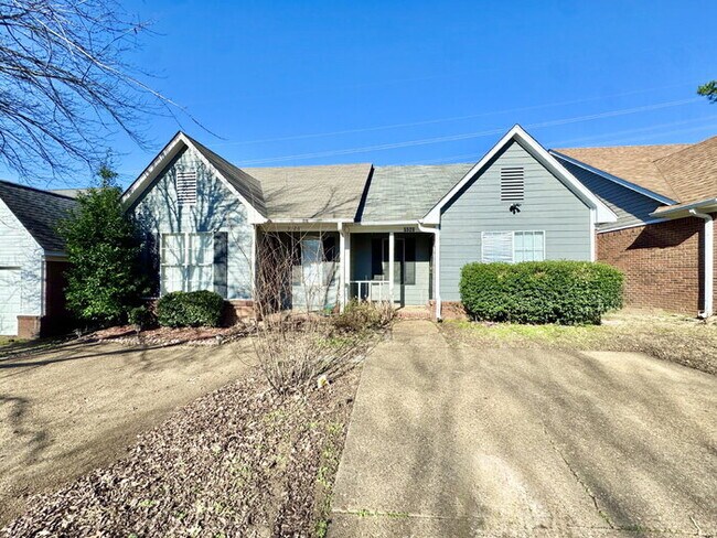 Foto del edificio - 5528 Ginners Dr