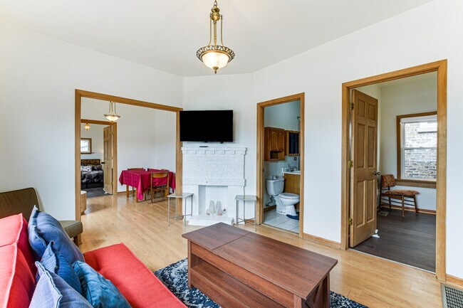 Foto del edificio - 927 Flournoy St