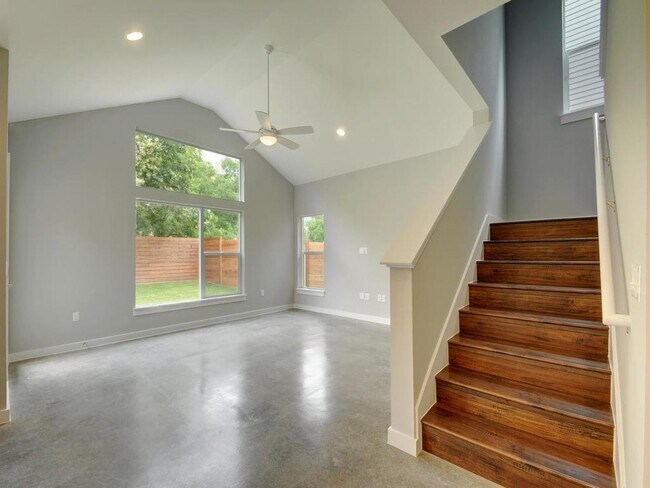 Foto del edificio - 5616 S 1st St