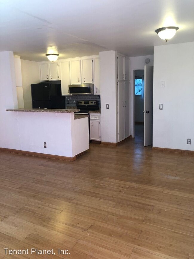 Building Photo - 1 br, 1 bath House - 3783 Swift Ave #3