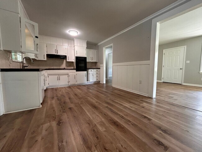 Foto del edificio - 3908 Timbercrest Dr NW