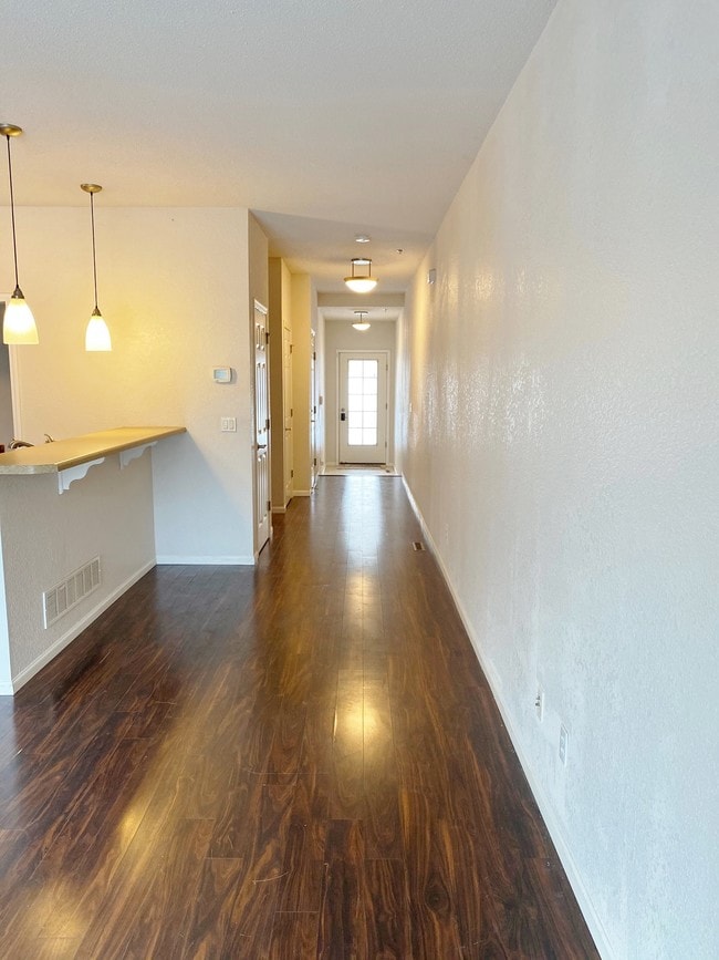 Building Photo - 17745 Valley Cove Ct
