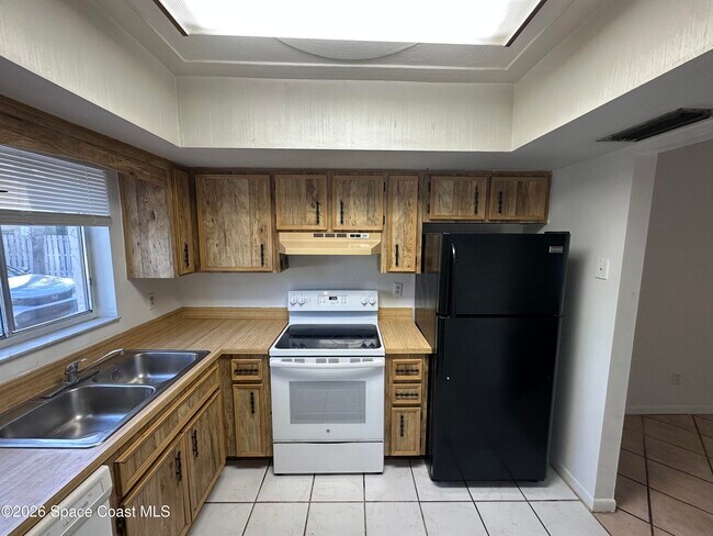 Foto del edificio - 1136 Steven Patrick Ave