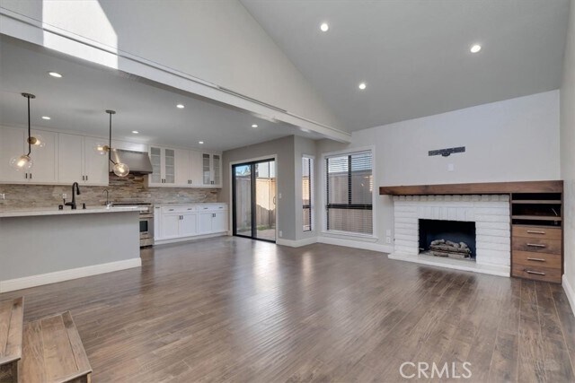 Foto del edificio - 1516 Bruinbark Ln