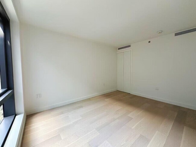 Foto del edificio - 144-49 Northern Blvd