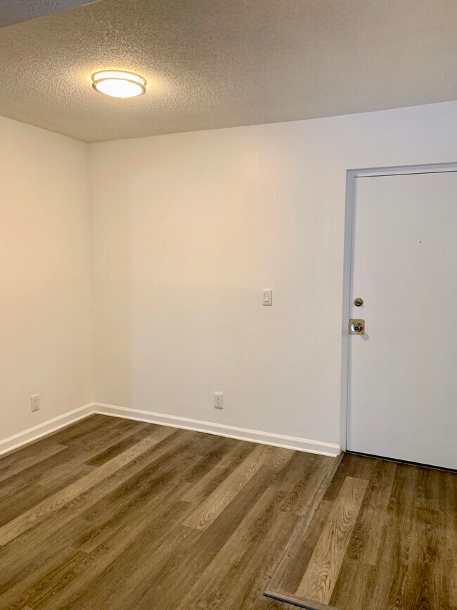 Foto del edificio - 480 NW 20th St